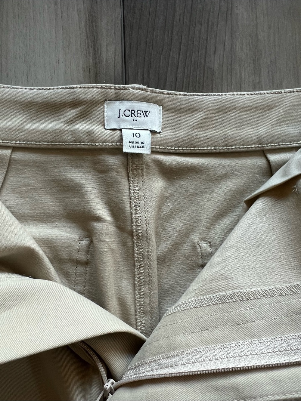 JCREW | Beige Pencil Skirt 📚 - Picture 5 of 7